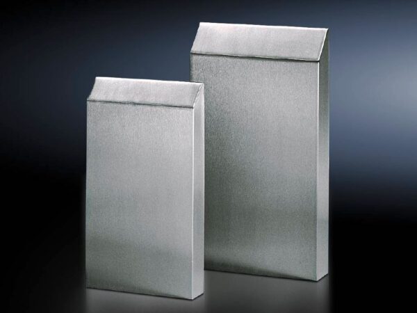 Hose-proof hood to increase the protection category